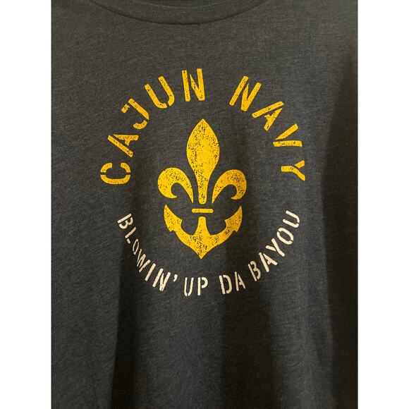 Paris Texas Men’s Blue T-shirt - Cajun Navy Blowin up the Bayou. Size Large - Picture 2 of 4